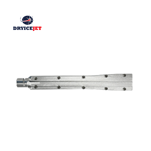 Model DT-B03 medium-flow dry ice blasting nozzle, consuming 3.0 m³/min of air, 300mm long, constructed from aluminum.